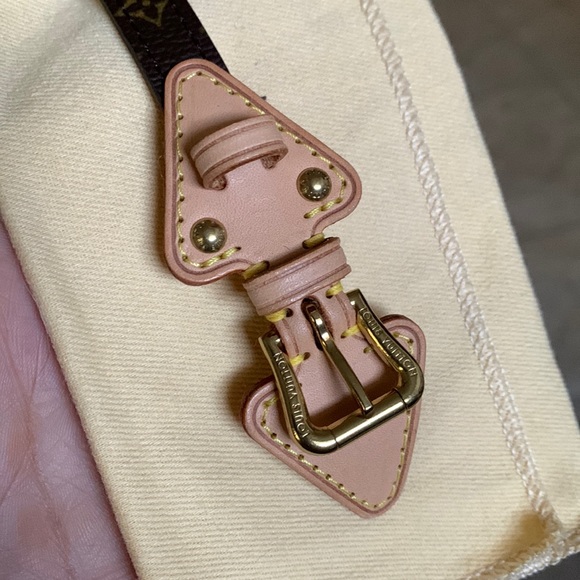 Louis Vuitton Theda Monogram Bracelet - Picture 5 of 17